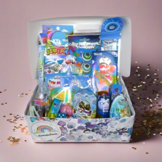 Подарунковий бокс з різними солодощами, Подарунок для хлопчика, Сюрприз бокс для ласуна