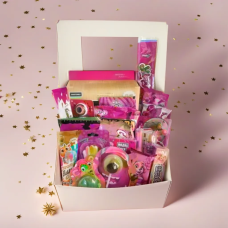 Подарунковий рожевий бокс для дівчинки, Солодкий подарунок на свято, Бокс з цукерками на подарунок
