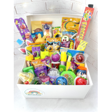 Оригінальний сюрприз бокс для дитини, Подарунковий бокс з цукерками, Коробка з солодощами для дітей