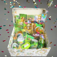 Подарунковий солодкий бокс, Коробка цукерок для дитини, Подарунок на випускний у дитячий садок та школу, Привітання