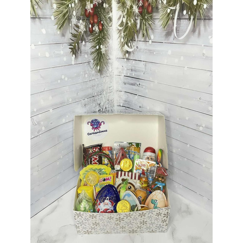 Оригінальна барвиста коробка з сюрпризом, солодкий дитячий бокс з іграшками та солодощами