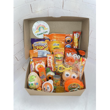 Помаранчевий Sweet Box для дівчинки з оригінальним наповненням, Світ бокс для дитини, Подарунок сюрприз