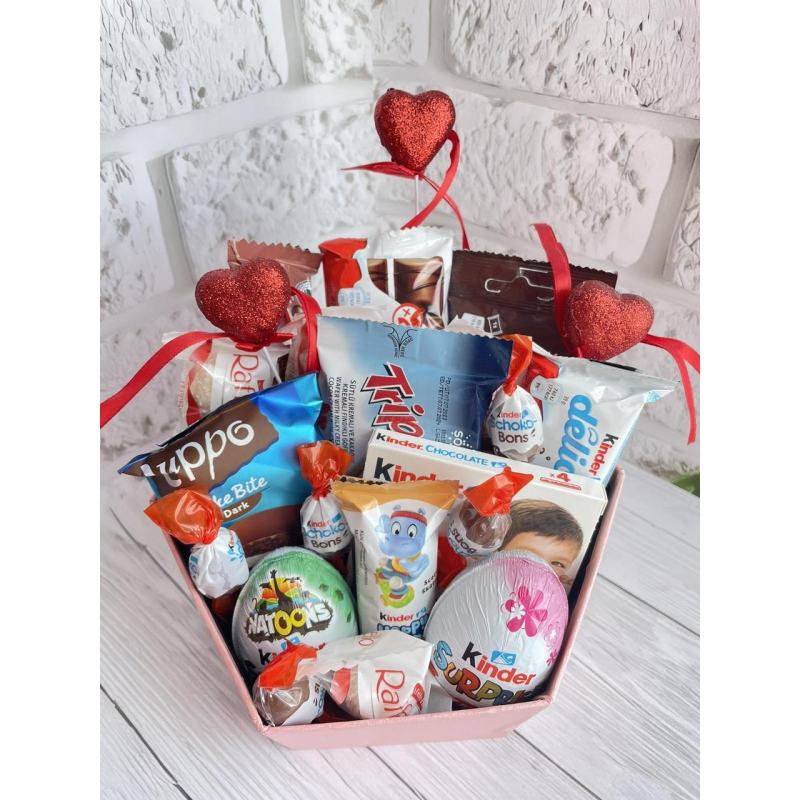 Шоколадний бокс для жінки, Подарунковий сюрприз із солодощами, Оригінальний подарунок коханій