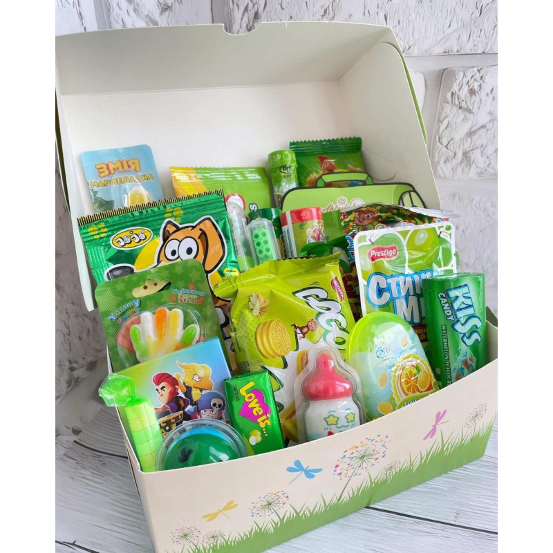 Яскравий бокс з солодощами, Подарунок на день народження для дівчинки та хлопчика, Дитячі солодощі