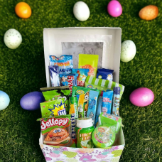Солодощі на Великдень,Великдень,Корзина із Солодощами,Сюрприз бокс для хлопчиків та дівчаток,