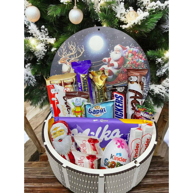 Новорічний набір солодощів,Солодкий подарунок на Миколая,  Коробка цукерок для дитини