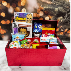 Солодкий набір цукерок красива подарункова коробка цукерок та шоколадок