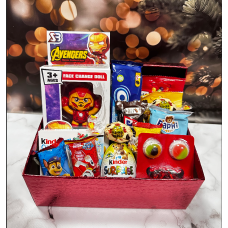 Набір цукерок красива подарункова коробка цукерок та шоколадок,подарунок для коханої