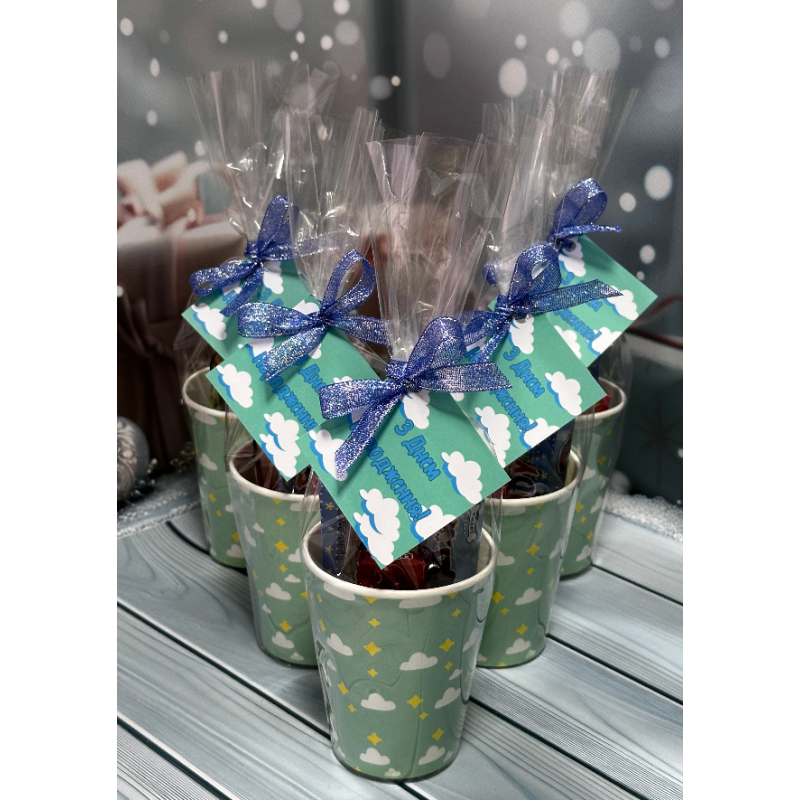 Набір із солодощами для дітей індивідуальний подарунковий стакан для дитини набір цукерок