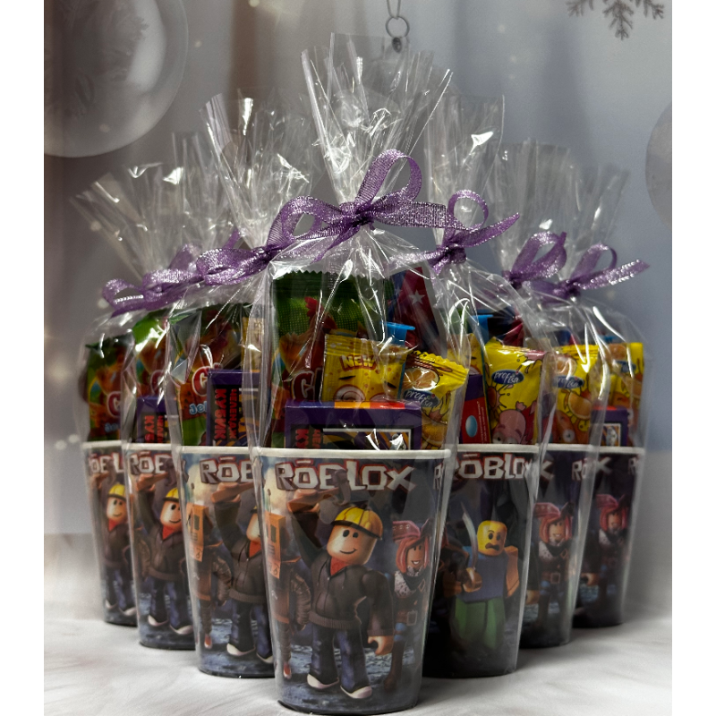 Подарунковий такан для дітей Роблокс набір солодощів для дитини набір цукерок з листівкою