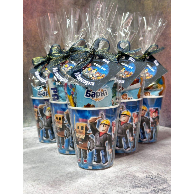 Солодкий стакан для дітей, набір цукерок з листівкою