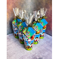 Подарунковий стакан для дитини, набір цукерок