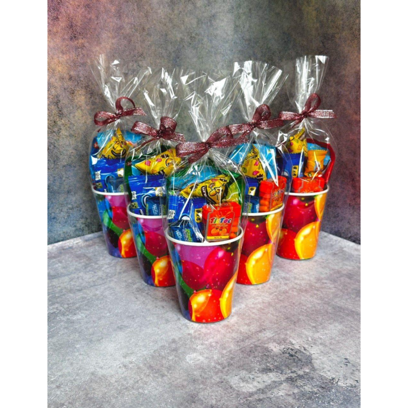 Склянки із солодощами для дітей