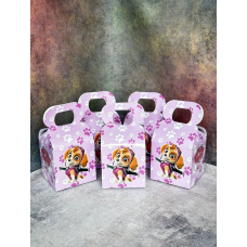 Подарункові коробочки дитині з солодощів