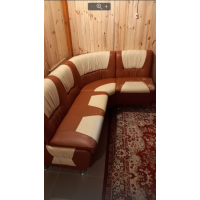 Жіночий диван 666